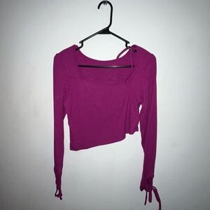 LONGSLEEVE TOP